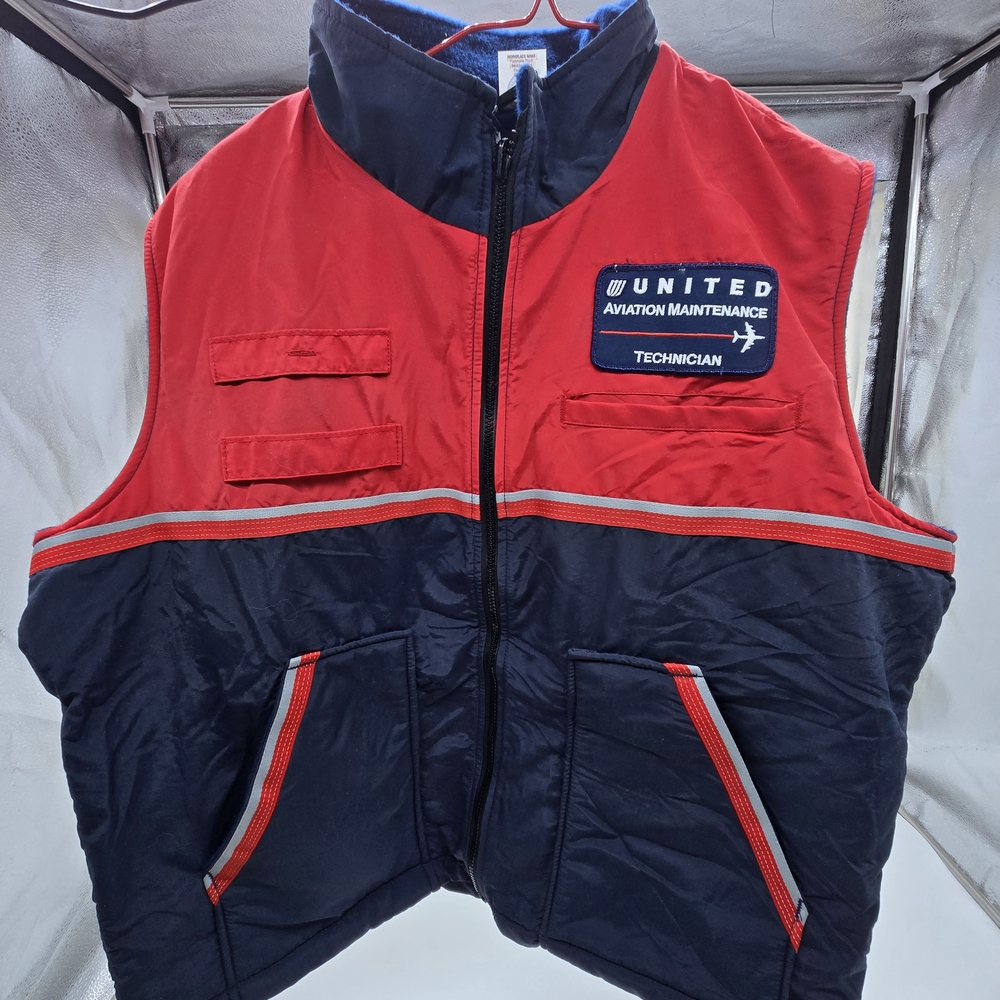 United Airlines Old Logo Aviation Maintenance Technician Vest - Red and Black